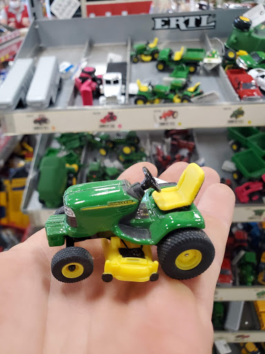 Home Improvement Store «Tractor Supply Co.», reviews and photos, 3265 Owen Rd, Fenton, MI 48430, USA