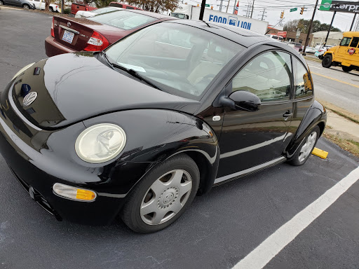 Auto Body Shop «Maaco Collision Repair & Auto Painting», reviews and photos, 2200 N Church St, Greensboro, NC 27405, USA