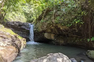El Kabayo Waterfalls image