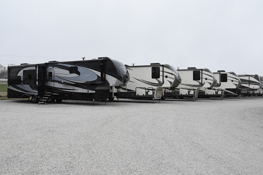 RV Dealer «Mc Kee Auto & RV», reviews and photos, 400 1st Ave, Perry, IA 50220, USA