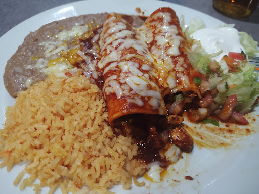 Chavelos Mexican Bar & Grill