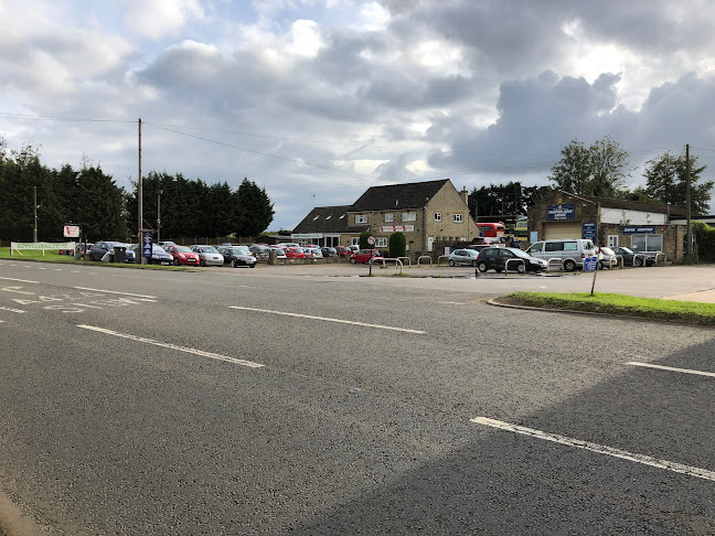 Reviews of Cotswold Vehicle Centre in Gloucester - Car dealer