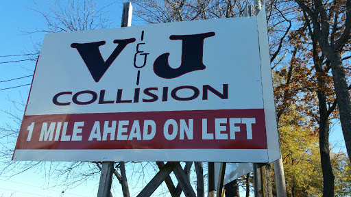 Auto Body Shop «V & J Collision», reviews and photos, 229 W Lancaster Ave, Paoli, PA 19301, USA