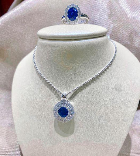 Jewelry Store «Kings Jewelry», reviews and photos, 609 King St, Alexandria, VA 22314, USA