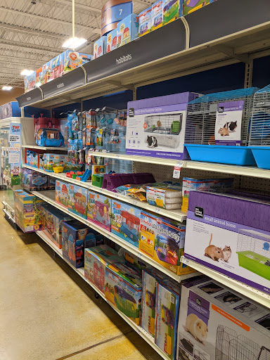 Pet Supply Store «PetSmart», reviews and photos, 162 S Gary Ave, Bloomingdale, IL 60108, USA