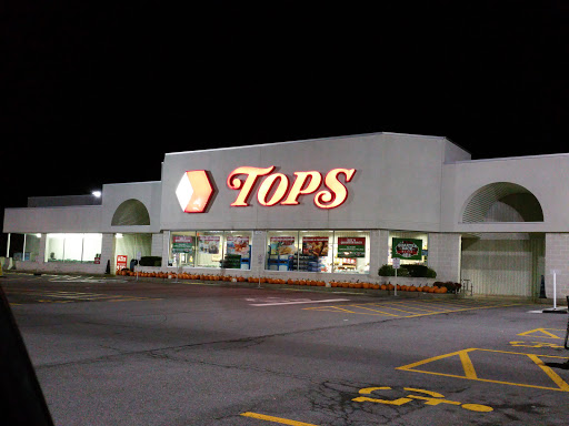 TOPS Friendly Markets, 11200 Maple Ridge Rd, Medina, NY 14103, USA, 