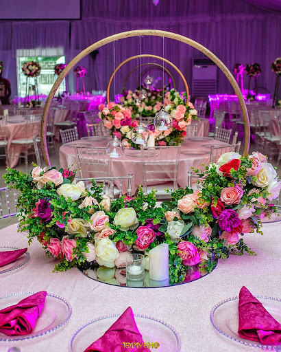 Rosetree Event Centre, 10B/11B Senrolu St, Victoria Island, Lagos, Nigeria, Event Planner, state Lagos