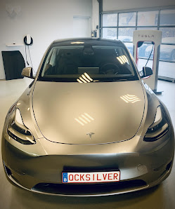 Tesla Center Antwerp Aartselaar Boomsesteenweg 8, 2630 Aartselaar, Belgique