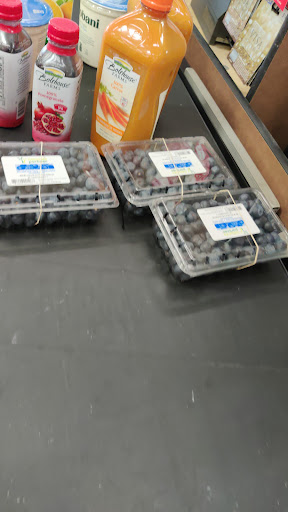 Shopping Mall «Bell Shopping Center», reviews and photos, 5029 E Florence Ave, Bell, CA 90201, USA