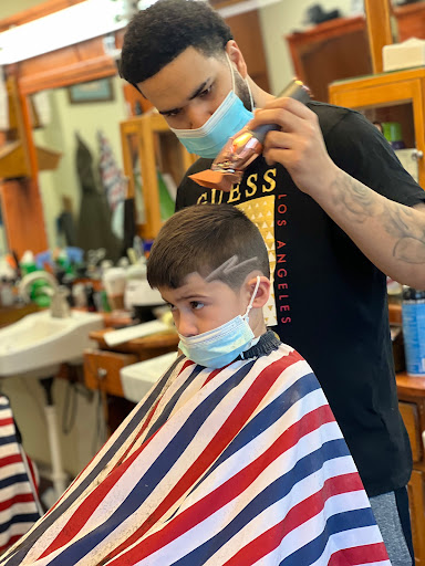 Barber Shop «Antique Barbershop», reviews and photos, 12290 SW Main St #2a, Tigard, OR 97223, USA