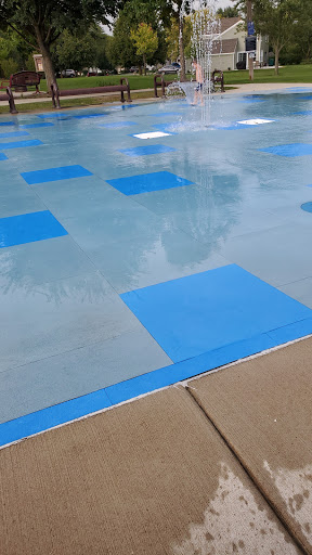 Park «Fountain Square Park», reviews and photos, 1751 Gibson Dr, Elk Grove Village, IL 60007, USA