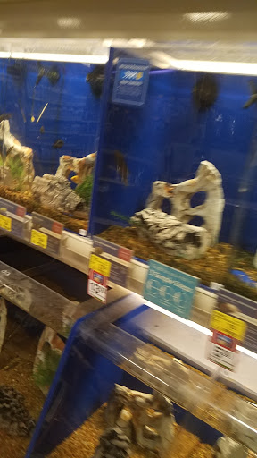 Pet Supply Store «PetSmart», reviews and photos, 1521 Golden Gate Plaza, Mayfield Heights, OH 44124, USA
