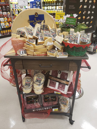 Shopping Mall «Hawks Prairie Village Mall», reviews and photos, 1243 Marvin Rd NE, Lacey, WA 98516, USA