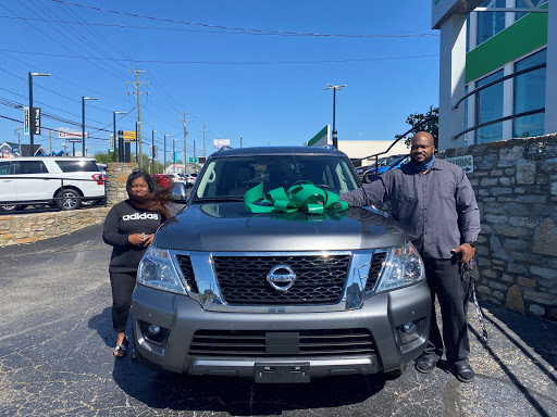 Used Car Dealer «Enterprise Car Sales», reviews and photos, 555 E Galbraith Rd, Cincinnati, OH 45215, USA