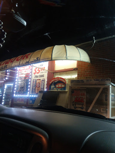 Liquor Store «J & B Discount Liquor», reviews and photos, 110 W Stockbridge Ave A, Kalamazoo, MI 49001, USA