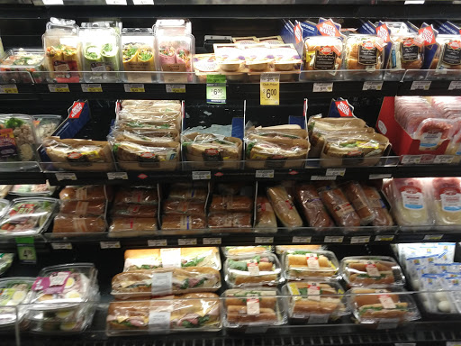 Grocery Store «Safeway», reviews and photos, 210 Washington Ave S, Kent, WA 98032, USA