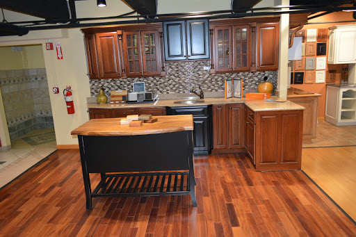 Home Improvement Store «Nashua Wallpaper & Paint», reviews and photos, 129 W Pearl St #1, Nashua, NH 03060, USA