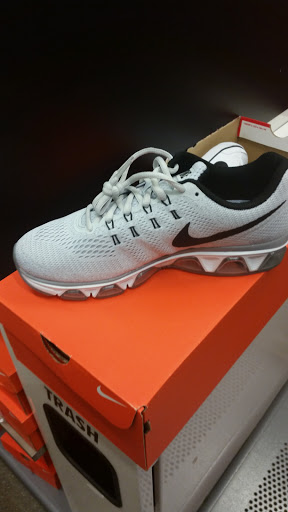 Sporting Goods Store «Nike Factory Store», reviews and photos, 4600 Shelbyville Rd #615, Louisville, KY 40207, USA