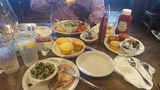 American Restaurant «Cracker Barrel Old Country Store», reviews and photos, 1740 Scenic Hwy N, Snellville, GA 30078, USA