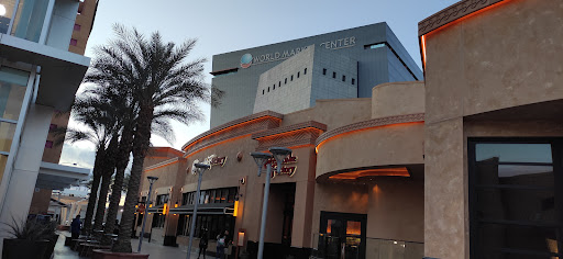 Clothing Store «The North Face Outlet», reviews and photos, 525 S Grand Central Pkwy, Las Vegas, NV 89106, USA