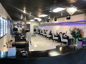 LaLa's Salon & Spa