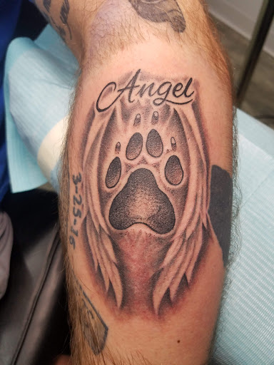 Tattoo Shop «Canalside Tattoo Company, LLC», reviews and photos, 540 Main St, Medina, NY 14103, USA