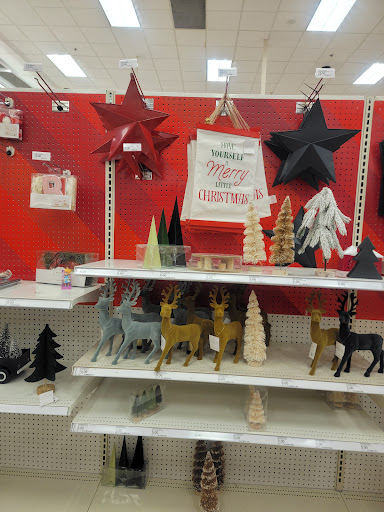 Department Store «Target», reviews and photos, 12130 Jefferson Ave, Newport News, VA 23602, USA