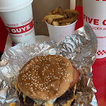 Photo n° 1 de l'avis de Bastien. fait le 14/10/2022 à 13:48 pour Five Guys Dijon Toison d'Or à Dijon