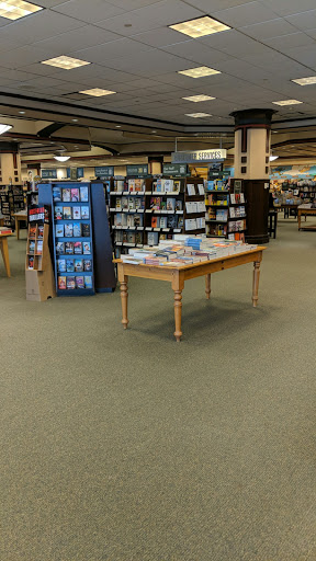 Book Store «Barnes & Noble», reviews and photos, 710 County Hwy 10, Blaine, MN 55434, USA
