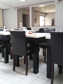 Atmosphère du Restaurant Les 3 Doms à Montdidier - n°4