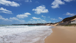 Photo de Plage de Buzios II entouré de montagnes