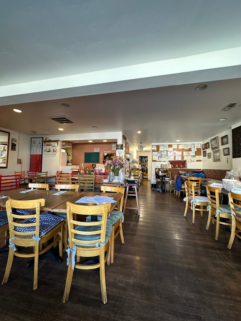 Chanon Thai Café 84111