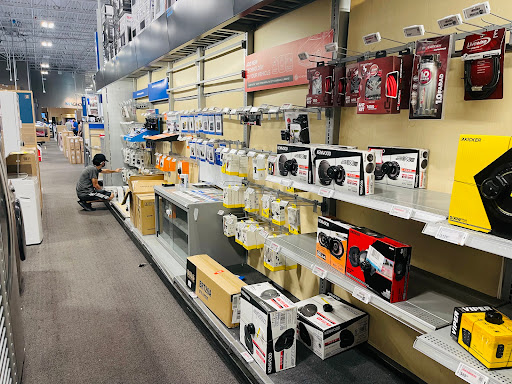 Electronics Store «Best Buy», reviews and photos, 1501 N Victory Pl, Burbank, CA 91504, USA