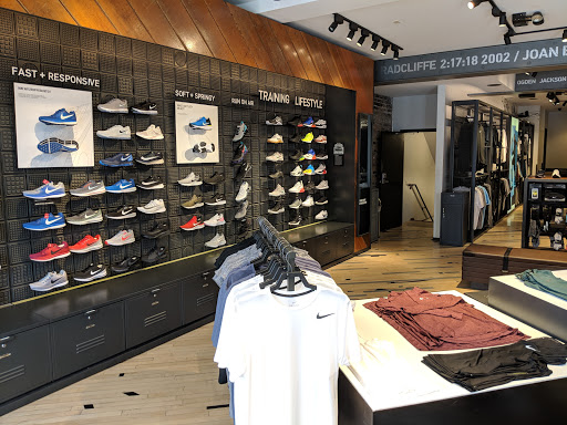 Running Store «Nike Running Bucktown», reviews and photos, 1640 N Damen Ave, Chicago, IL 60647, USA