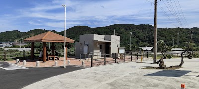 佐仁集落休憩施設