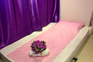Lily Therapeutic Massage Center image