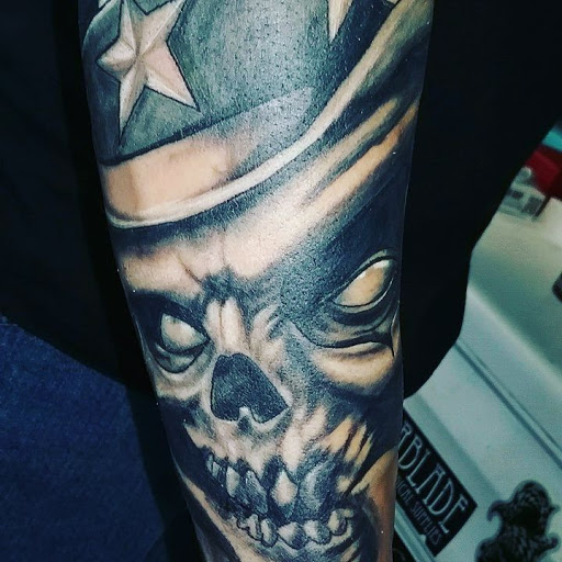 Tattoo Shop «Beauty from Ashes Tattoo parlor», reviews and photos, 303 Pennsylvania Ave, Crothersville, IN 47229, USA