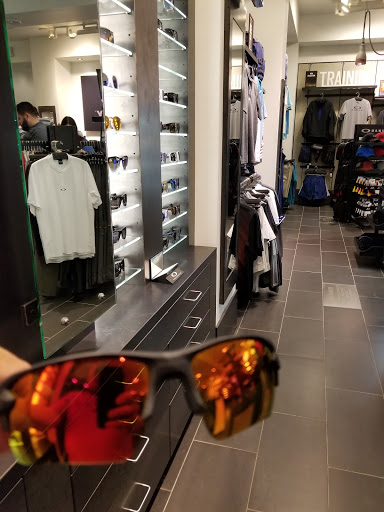 Sunglasses Store «Oakley Store», reviews and photos, 4325 Glenwood Ave #1018, Raleigh, NC 27612, USA