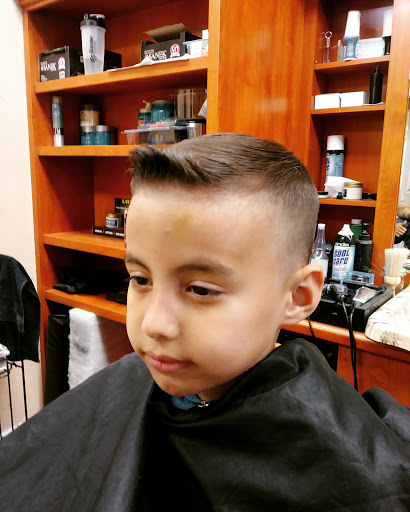Barber Shop «Payan Styles Barber Shop», reviews and photos, 310 N Dobson Rd, Mesa, AZ 85201, USA