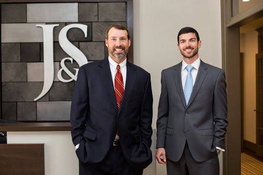 Personal Injury Attorney «Jones & Swanson», reviews and photos