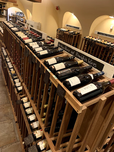 Wine Store «Mills Fine Wine & Spirits», reviews and photos, 87 Main St, Annapolis, MD 21401, USA