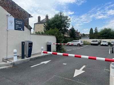PARKING PAYANT PONT NEUF PRISE ELECTRIQUE à Margny-lès-Compiègne