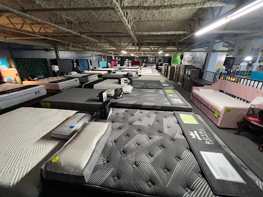 Furniture Store «UR FURNITURE CENTER», reviews and photos, 16747 North Fwy, Houston, TX 77090, USA