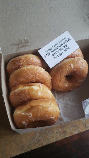 Donut Shop «Fluffy Fresh Donuts», reviews and photos, 5729 Johnson Dr, Shawnee Mission, KS 66202, USA