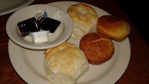 American Restaurant «Cracker Barrel Old Country Store», reviews and photos, 800 N Interstate Dr, Norman, OK 73072, USA