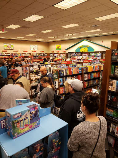 Book Store «Barnes & Noble», reviews and photos, 392 State Road Route 6, North Dartmouth, MA 02747, USA