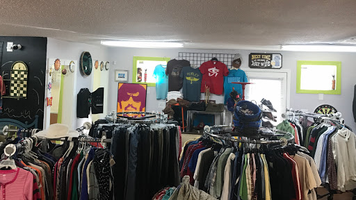 Thrift Store «Vault Raleigh», reviews and photos, 8480 Garvey Dr, Raleigh, NC 27616, USA
