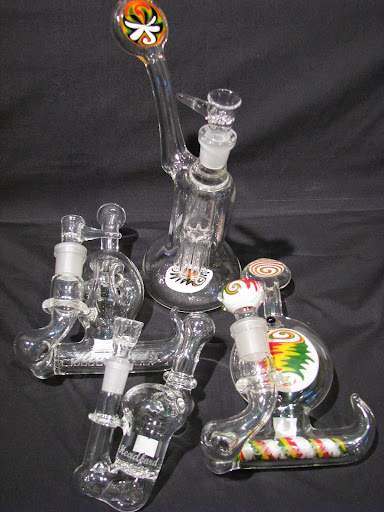 Tobacco Shop «One Stop Smoke Shop», reviews and photos, 18582 Beach Blvd #9, Huntington Beach, CA 92648, USA