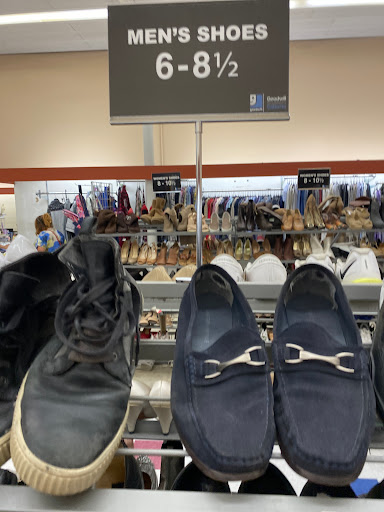 Thrift Store «Goodwill - Sherman Oaks», reviews and photos, 14760 Ventura Blvd, Sherman Oaks, CA 91403, USA
