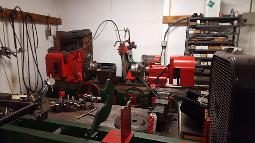 Lunds Engine , Machine & Garage
